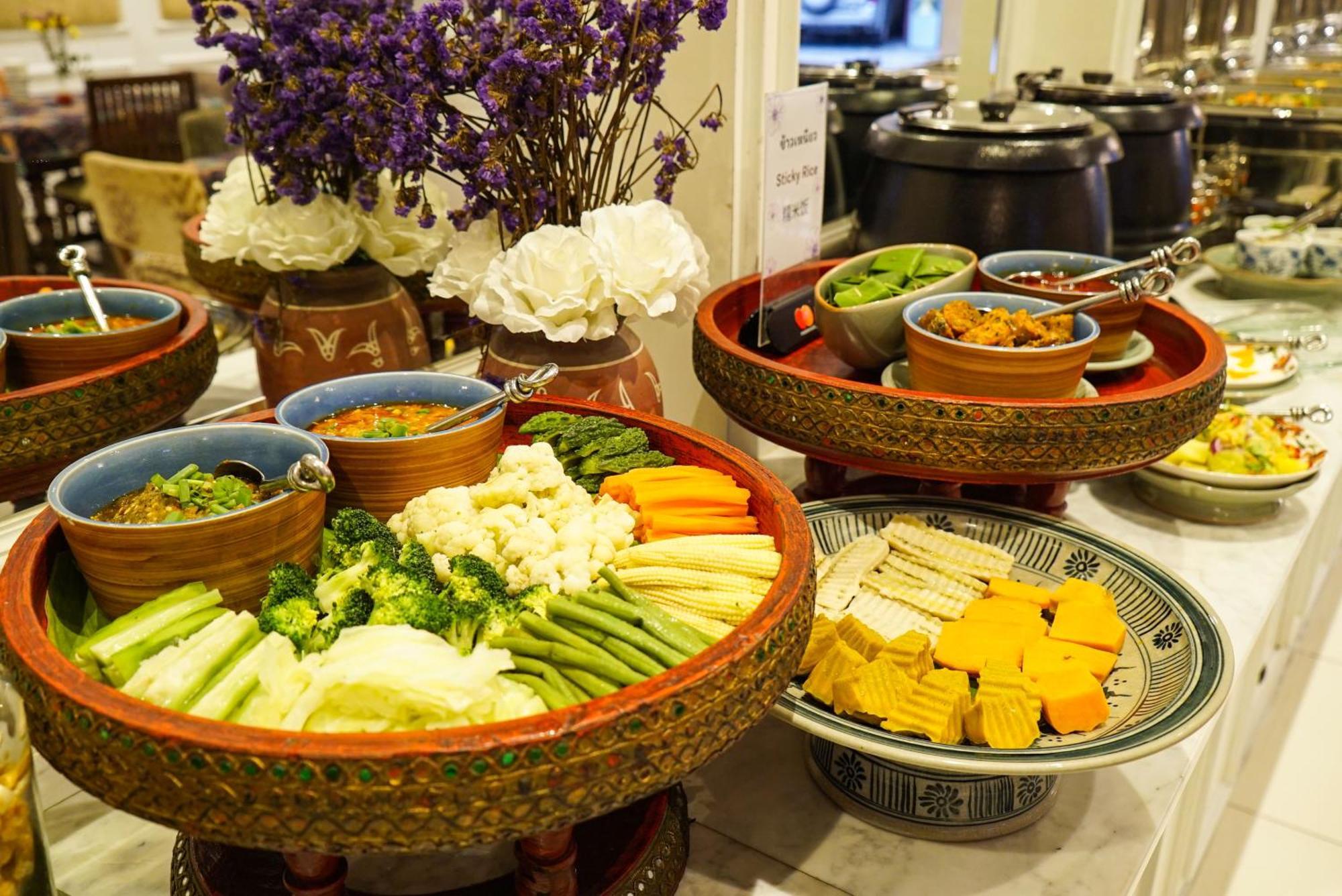 At Pingnakorn Nimman Hotel Chiang Mai Exteriör bild